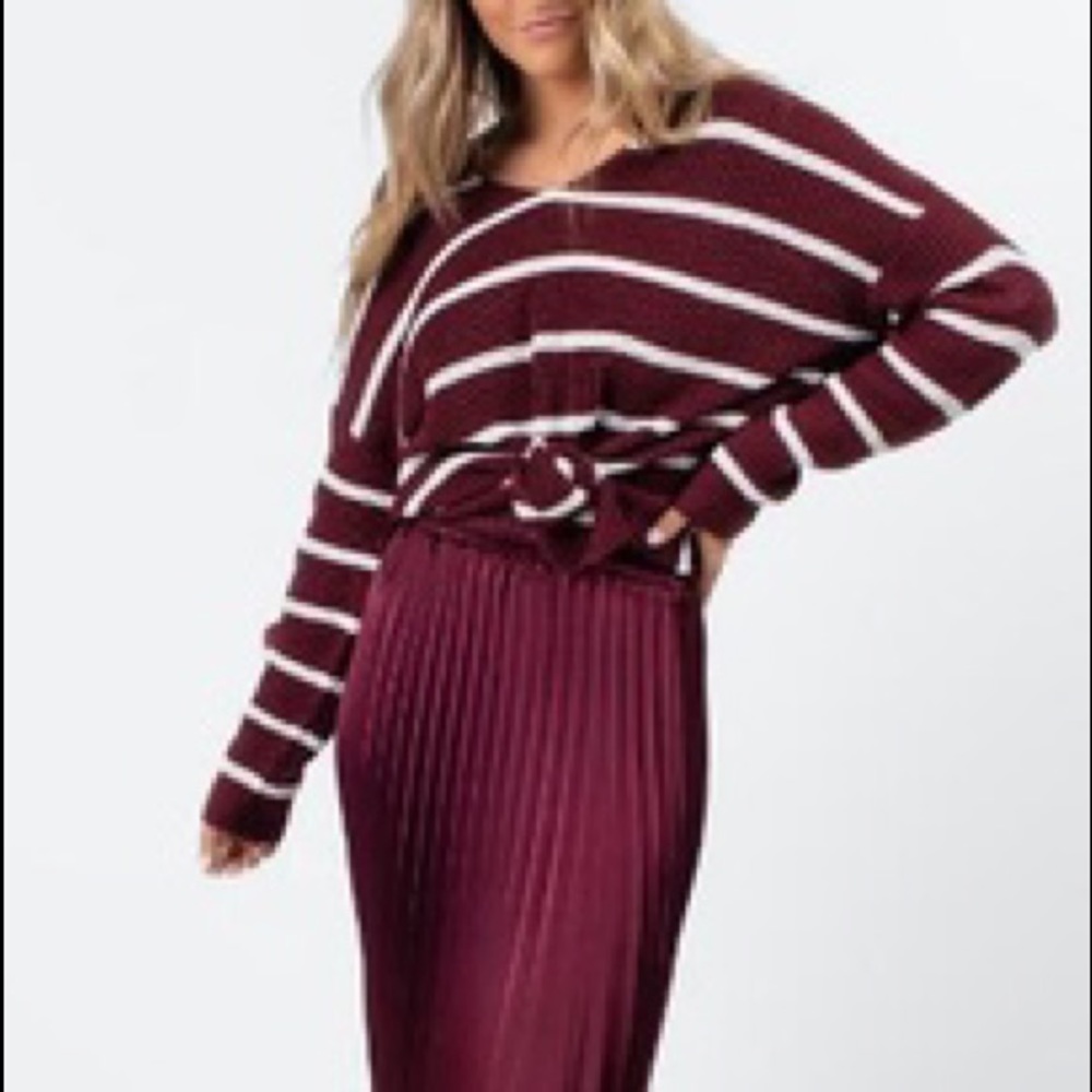 Twist front/back sweater
